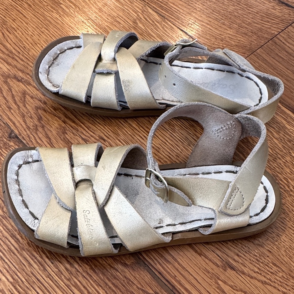 Salt Water Sandals - Gold